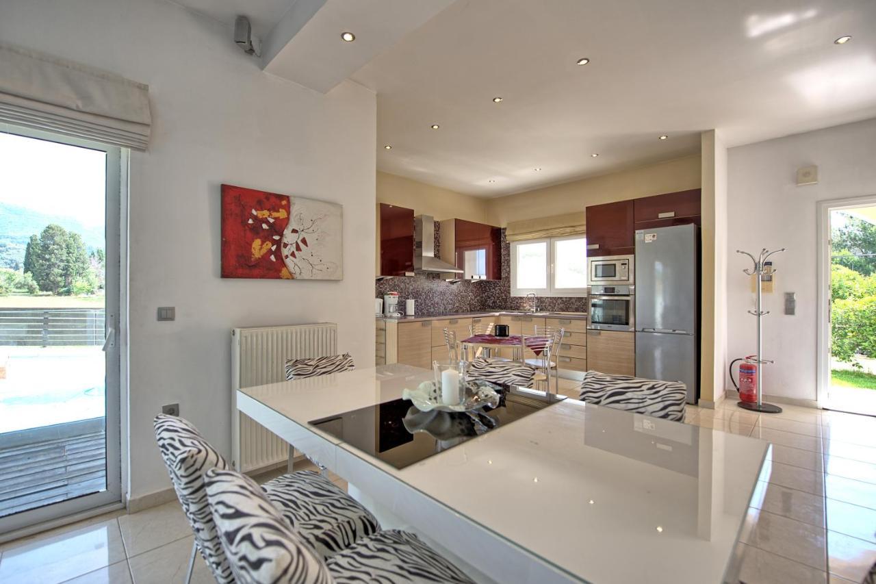 Beach Villa Christina By Posarellivillas Acharavi  Exterior foto